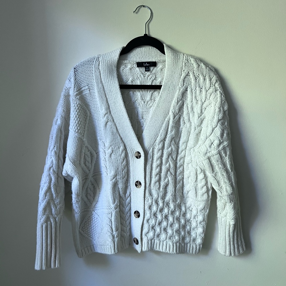 Lulus Chunky Cable Knit Button Cardigan Sweater Size Small Boho Minimalist